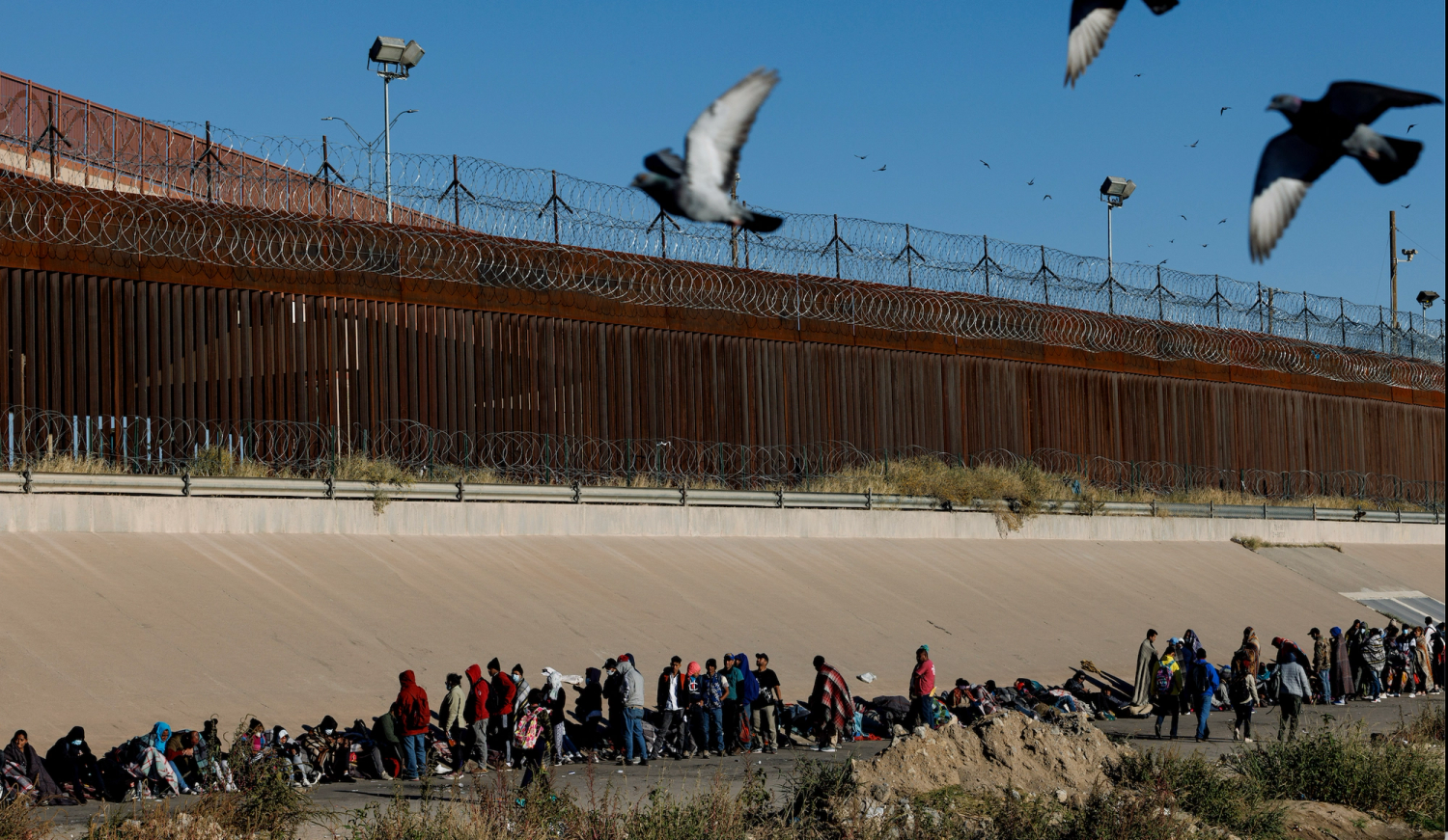 foto de un muro en la frontera de mexico con estados unidos 