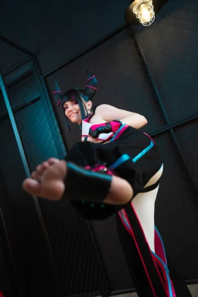 Juri Han - 3