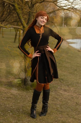 Anna (Autumn Outfit) - 2
