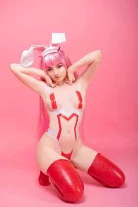 Zero Two (Bunny suit) - 4