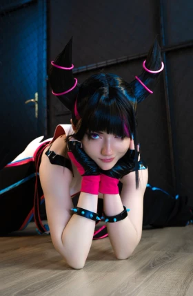 Juri Han - 4