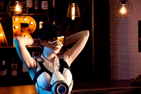 Tracer (Bunny suit) - 3