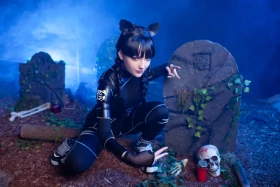 Black Cat Wednesday Addams - 2