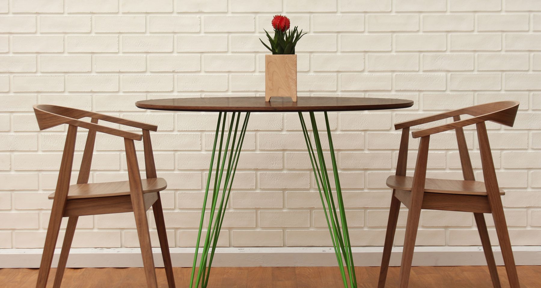Williams Dining Table Circle by Tronk