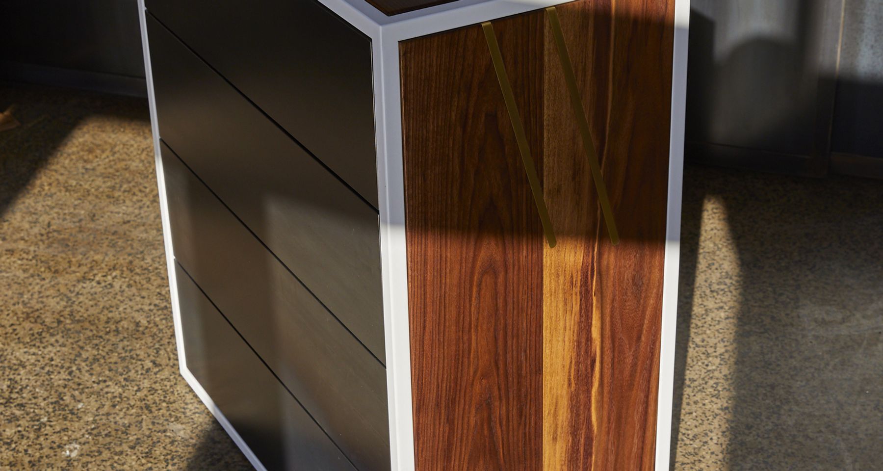 Lateral Dresser by CAUV Design