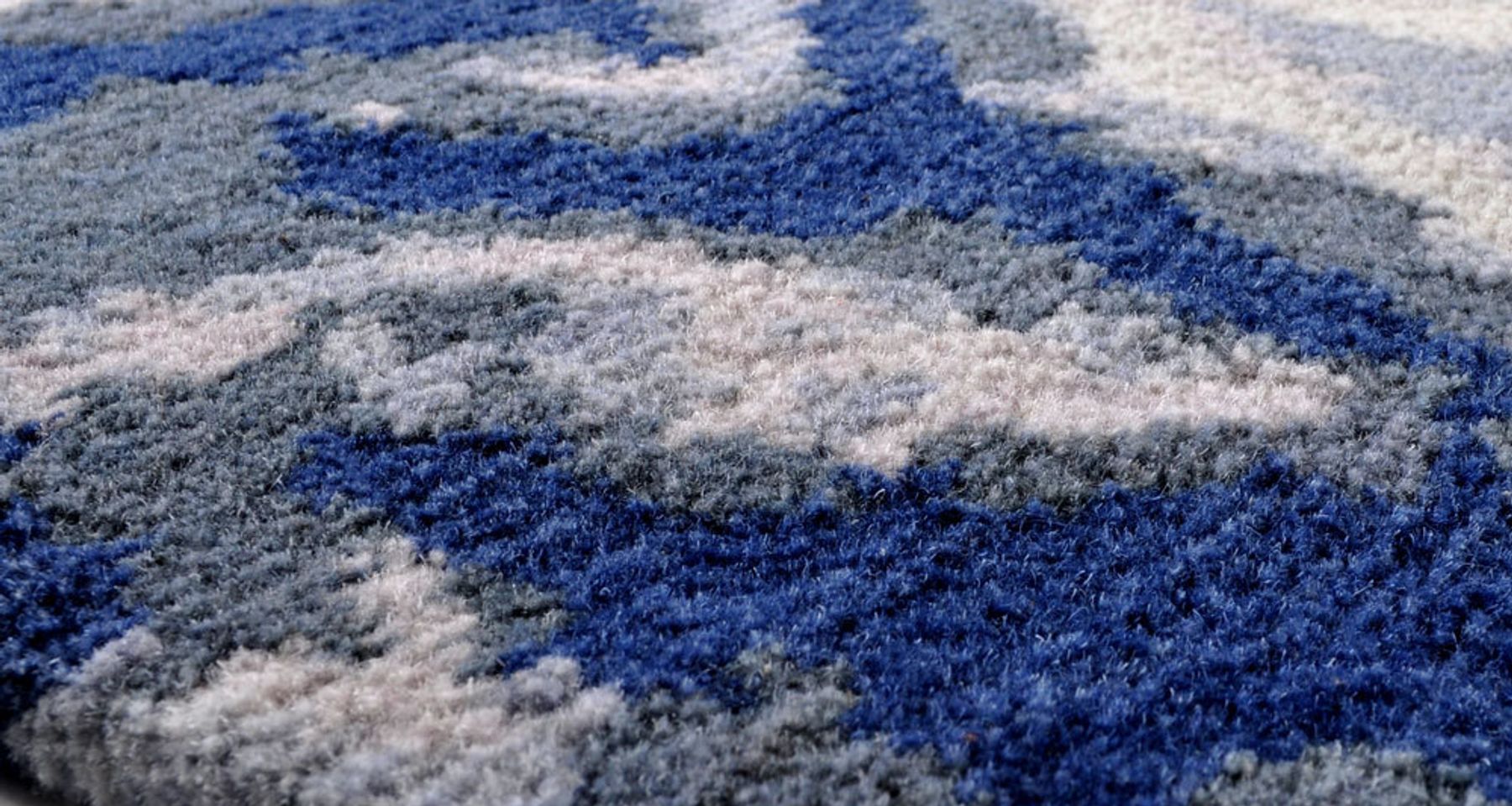 Highland Rug by Bronsen