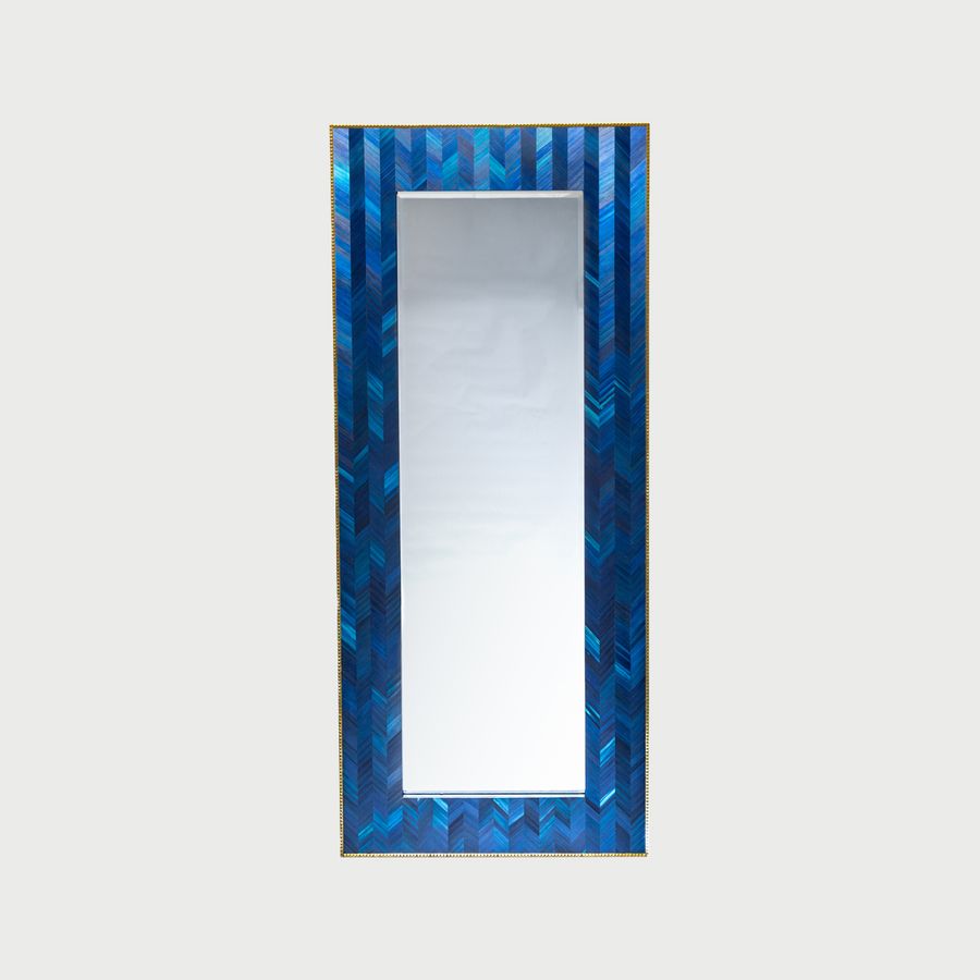 Tramp Mirror