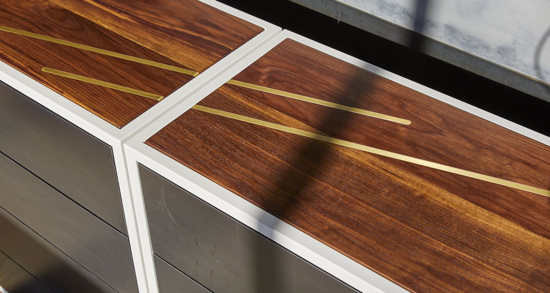 Lateral Dresser by CAUV Design