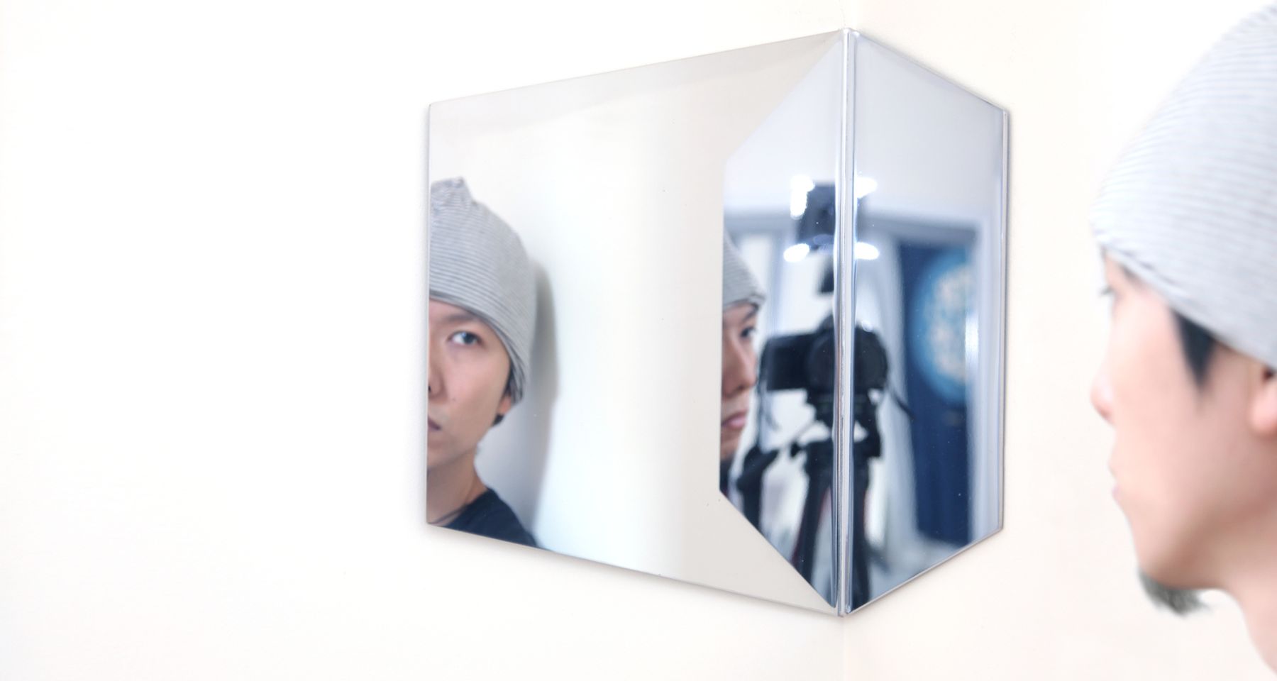 Hex Mirror by Hyfen