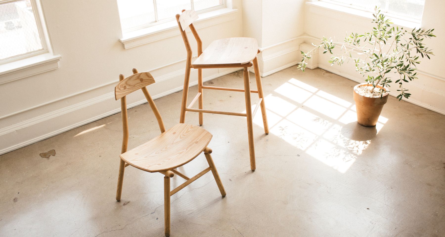 Hiro Barstool by De JONG & Co.