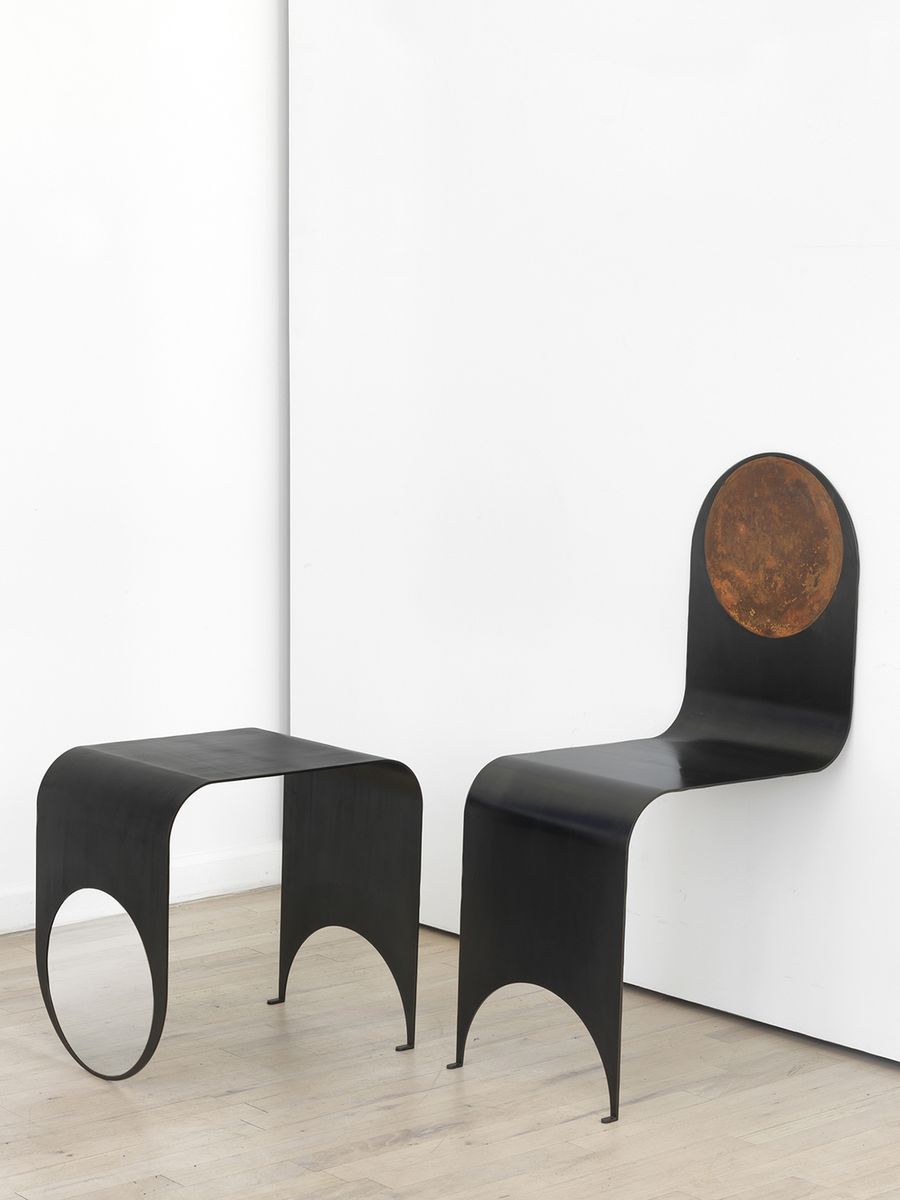 Thin Chair