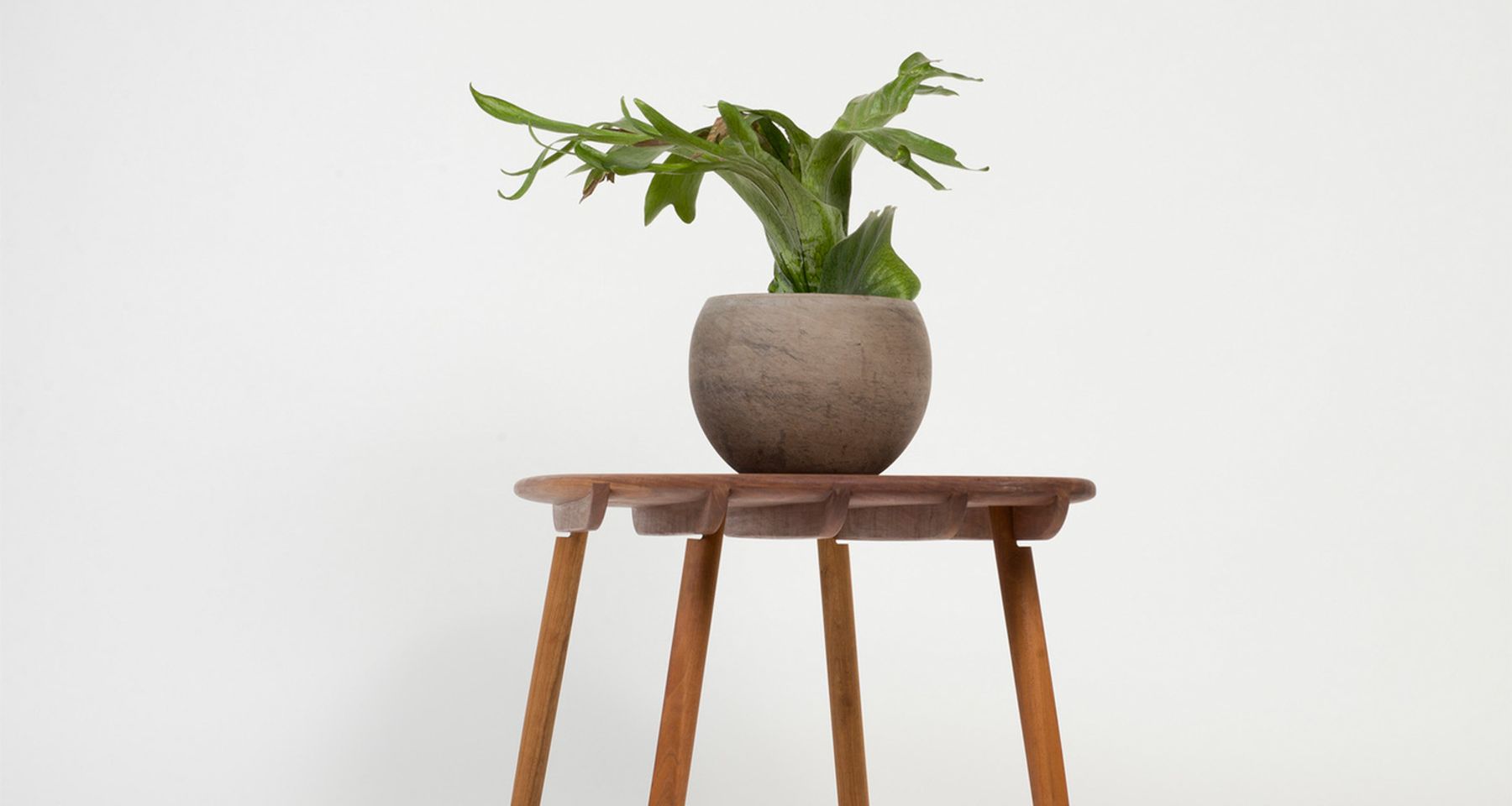 Skip Table  by CBR Studio