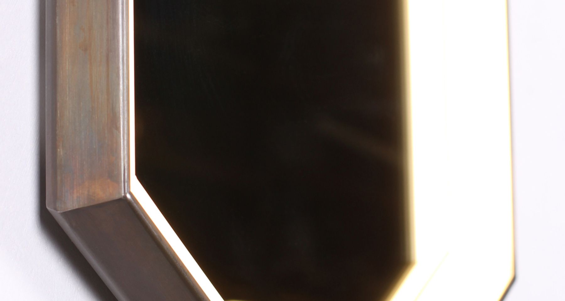 KRUOS MIRROR LM19 by Studio Endo