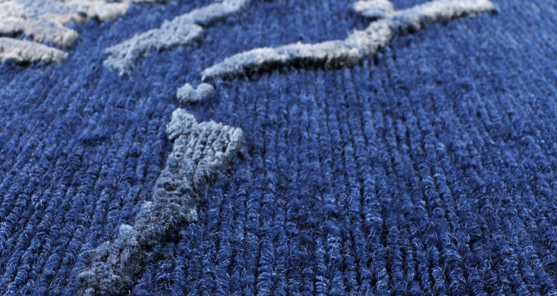 Mineral Rug by Bronsen