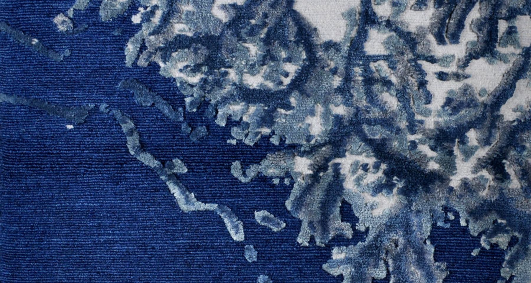 Mineral Rug by Bronsen