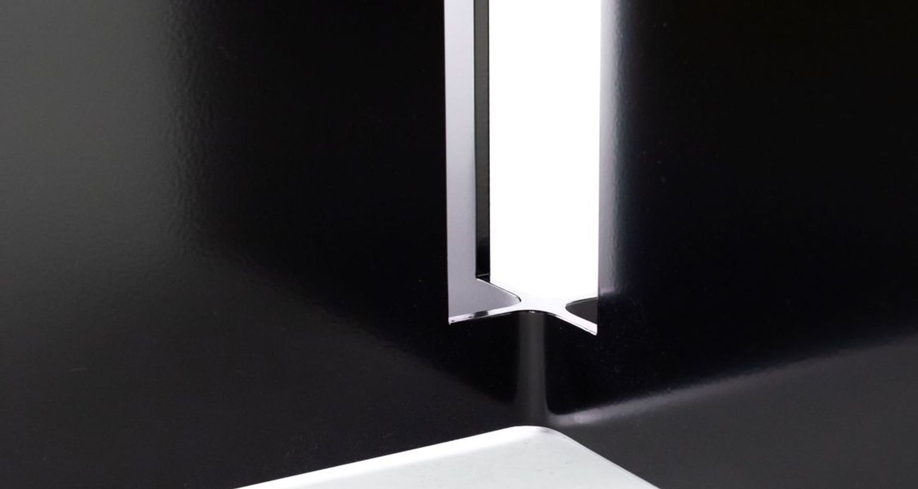 Mers Side Table by New Format Studio