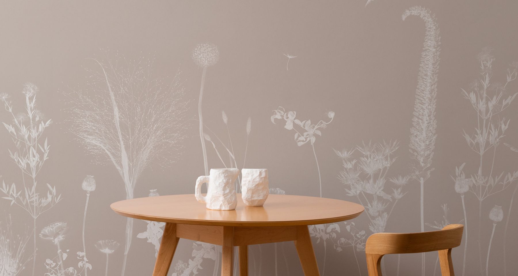 THISTLE (Flora Collection) by Calico Wallpaper