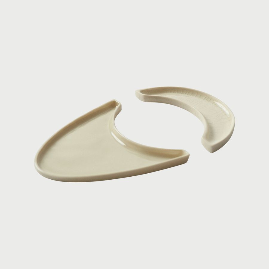 Crescent Moon plates set