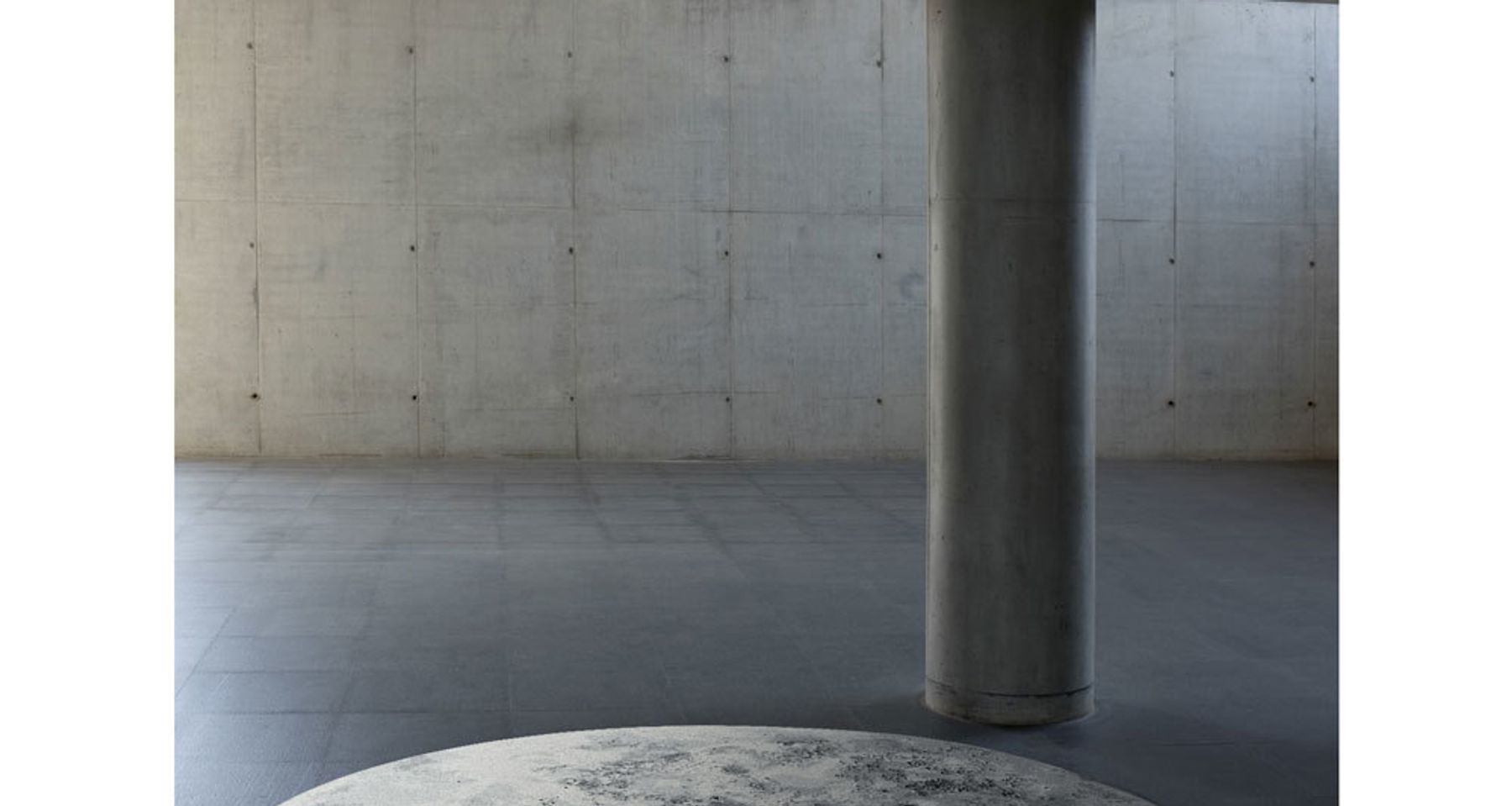 Lunar Rug by Bronsen