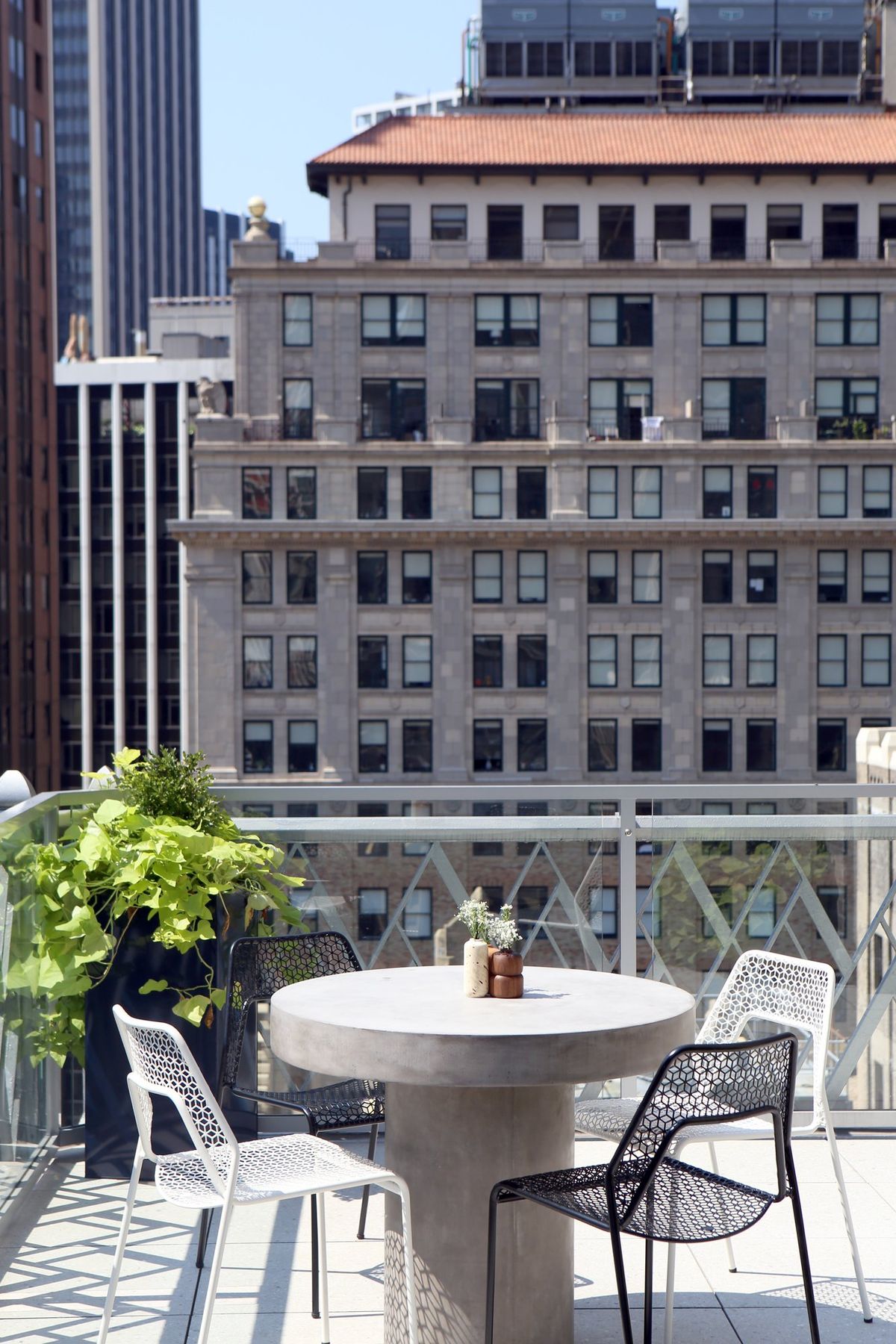 70 Pine Resident Lounge
