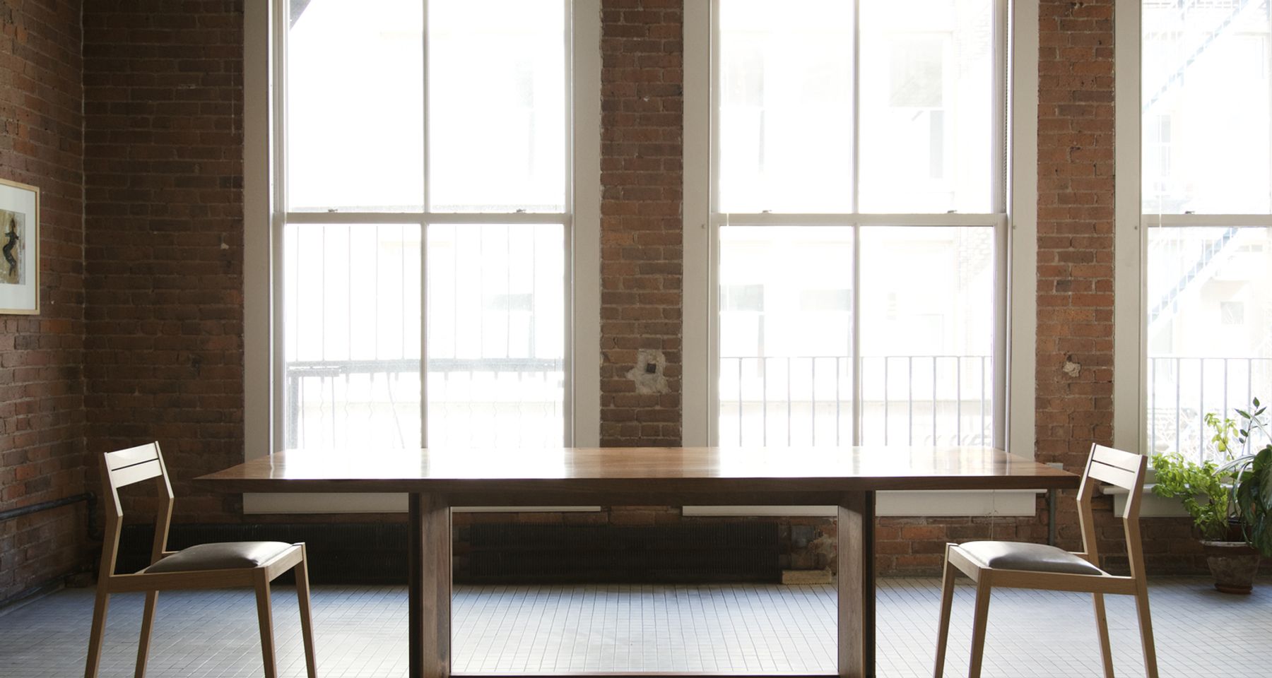 Tapered Dining Table by Stillmade