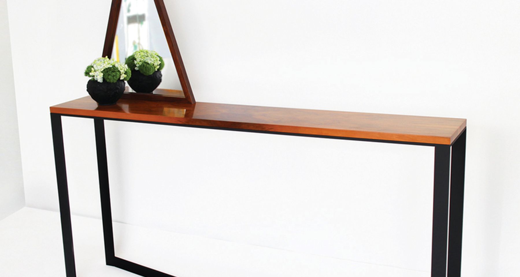 VV Console by Alex Drew & No One
