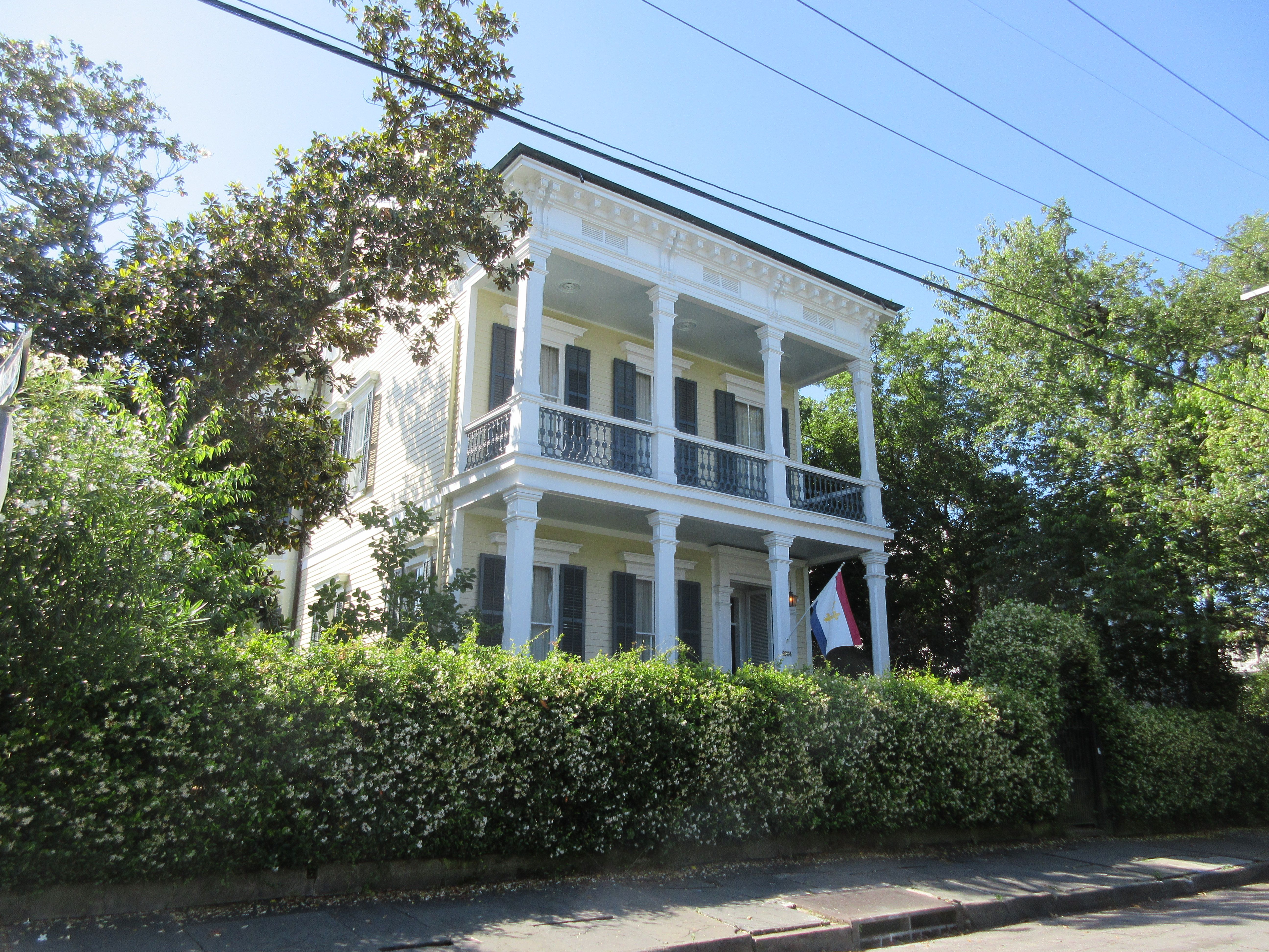 Stately mansion on Coliseum Street in the Garden District