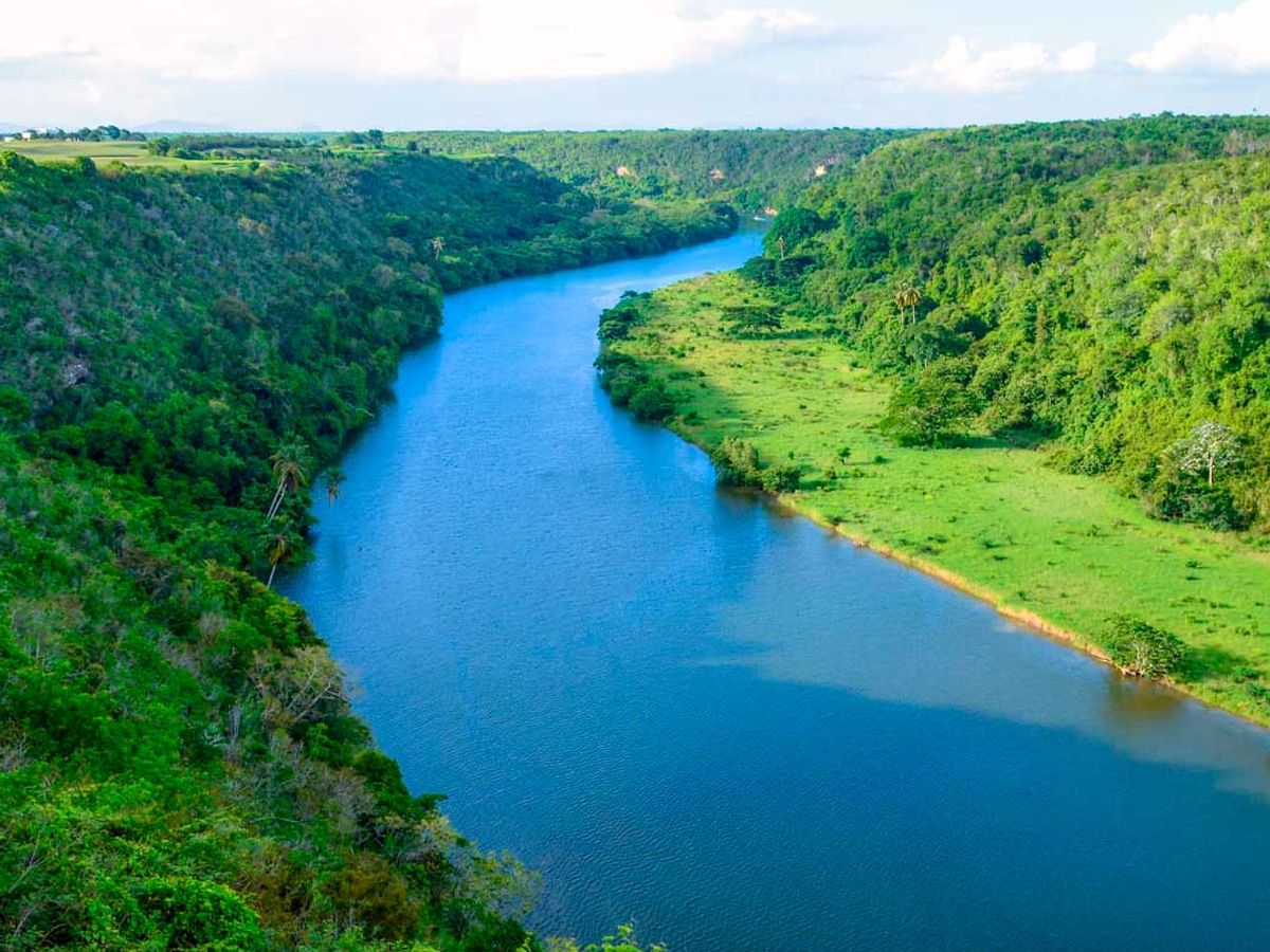 Catalina Island & Altos de Chavon image 1