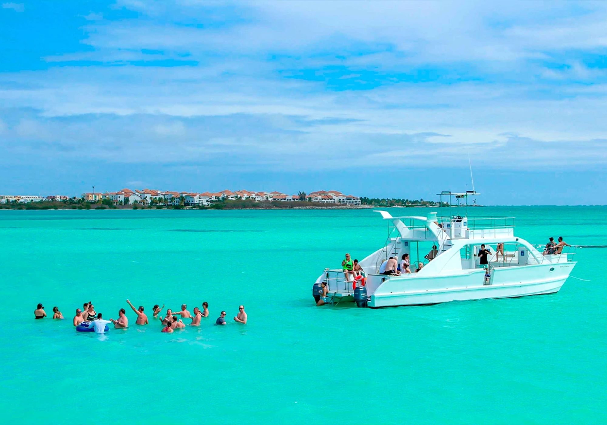Family Inshore Fishing 36ft gallery 1