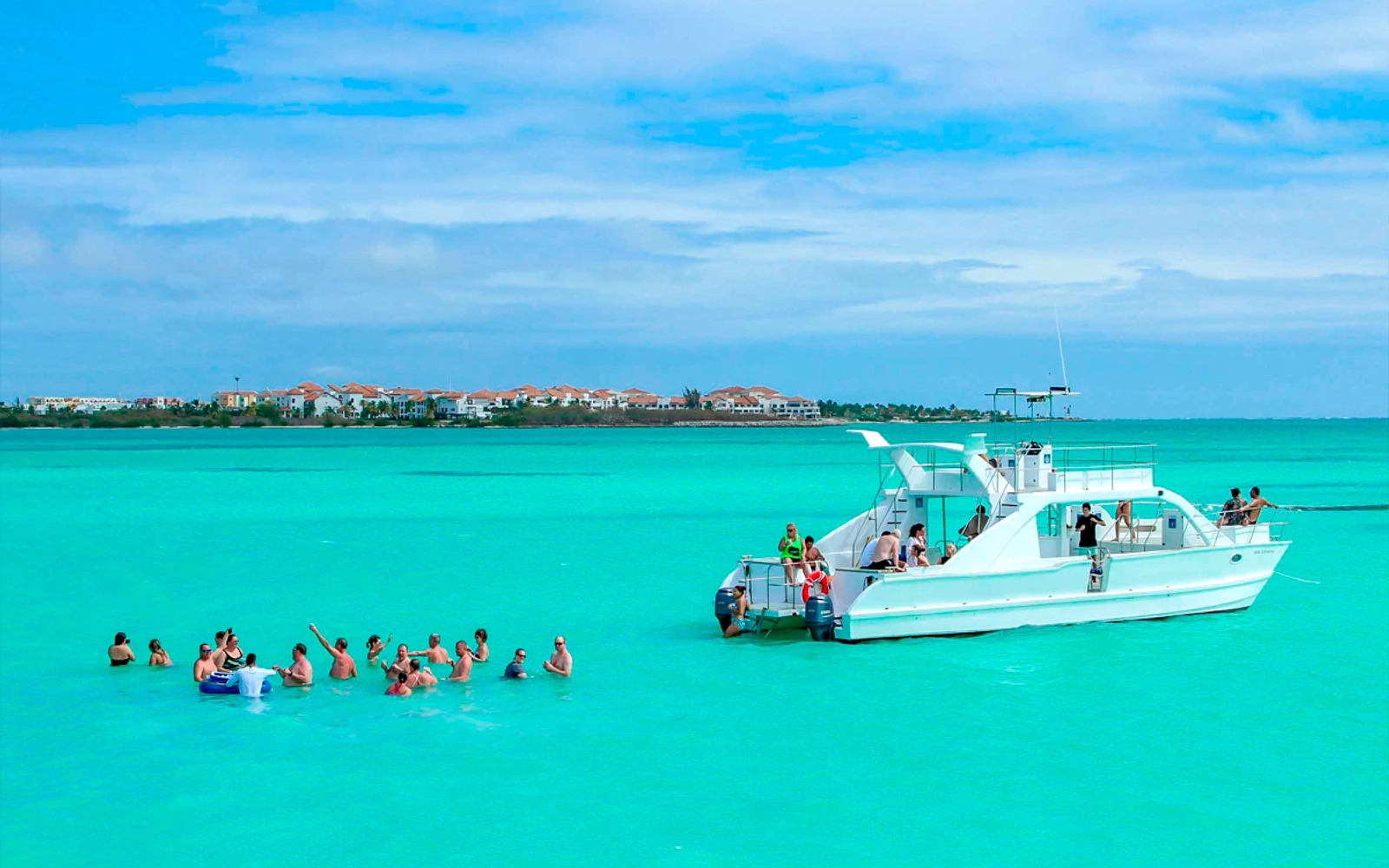 Family Inshore Fishing 36ft image 1