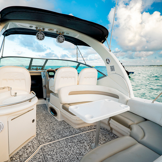 Private Luxury Yacht Experience in Punta Cana