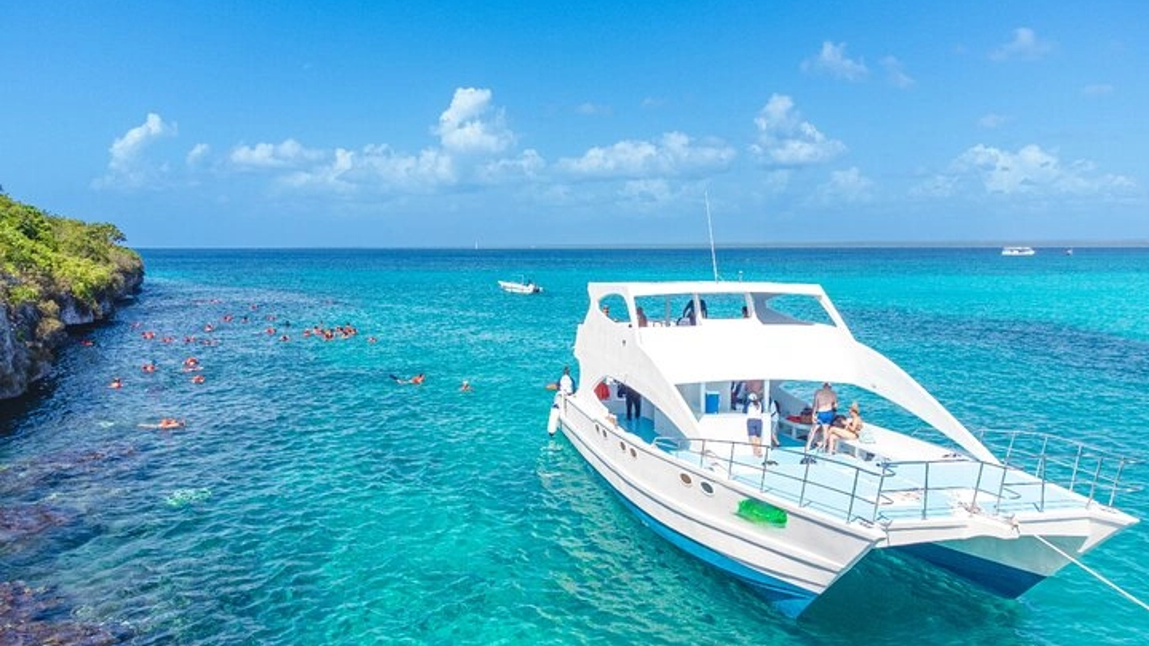 Are Catamaran Tours Worth It? The Honest Answer