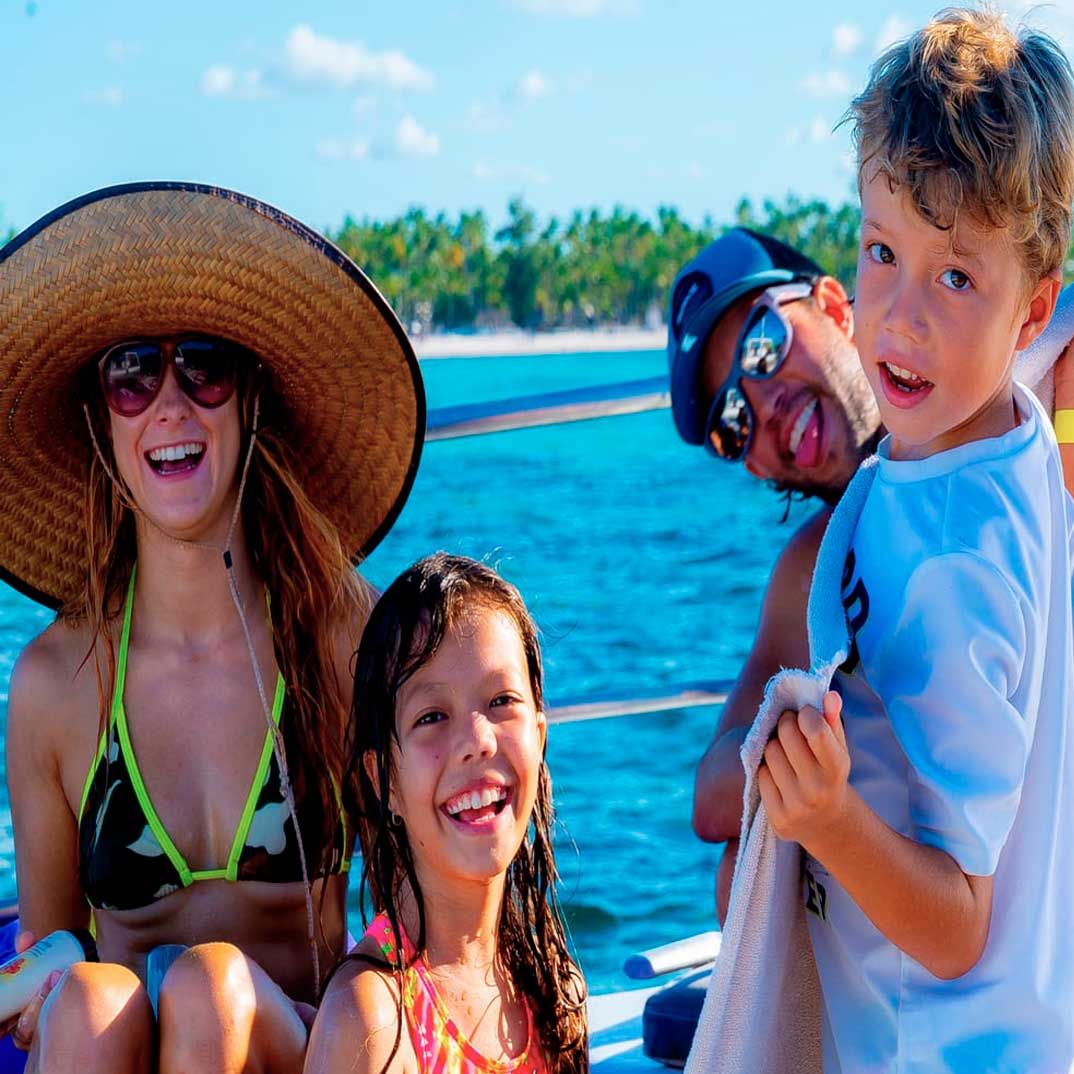 Power Cruise Catamaran & Snorkeling — 4