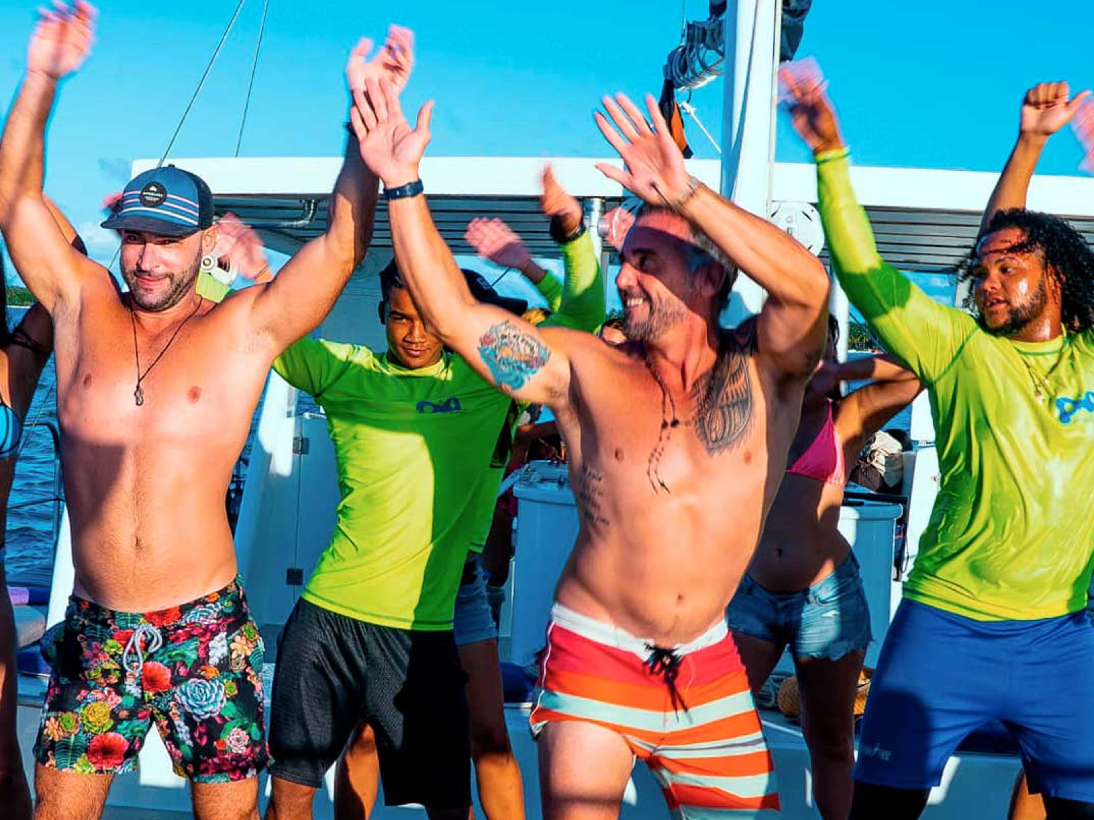 Power Cruise Catamaran & Snorkeling — 2