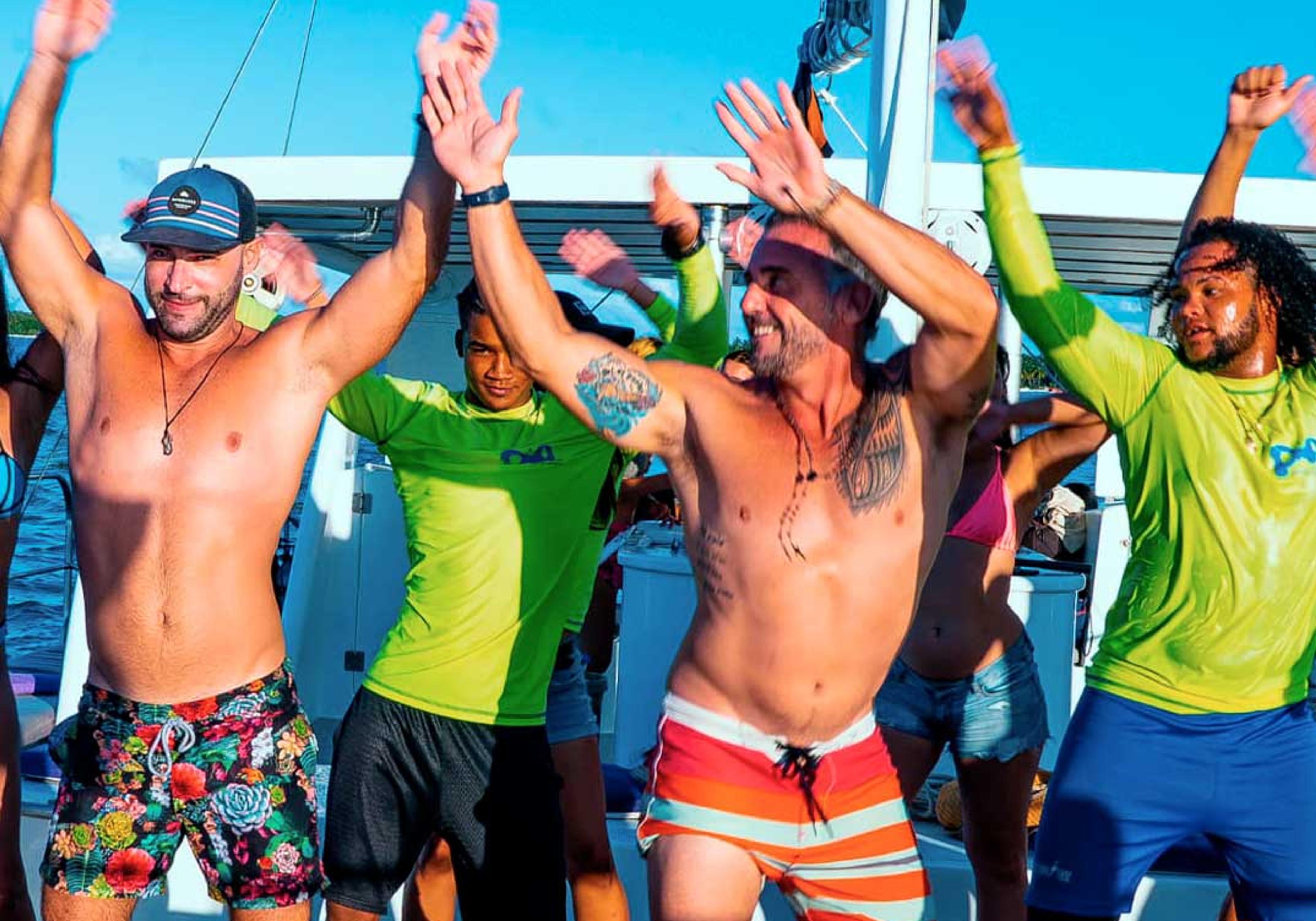 Power Cruise Catamaran & Snorkeling — 2