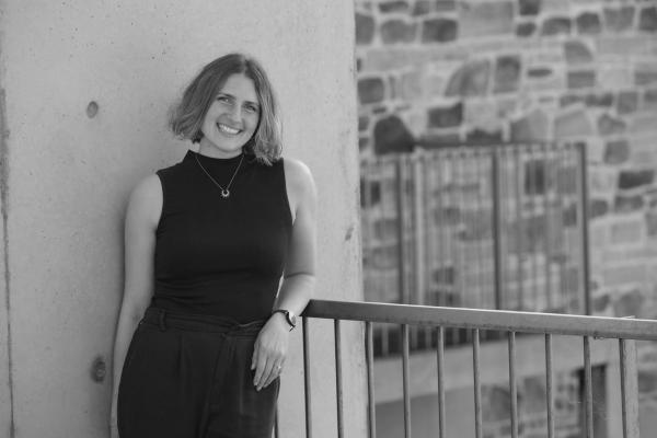 Portrait of Sara Neuberg