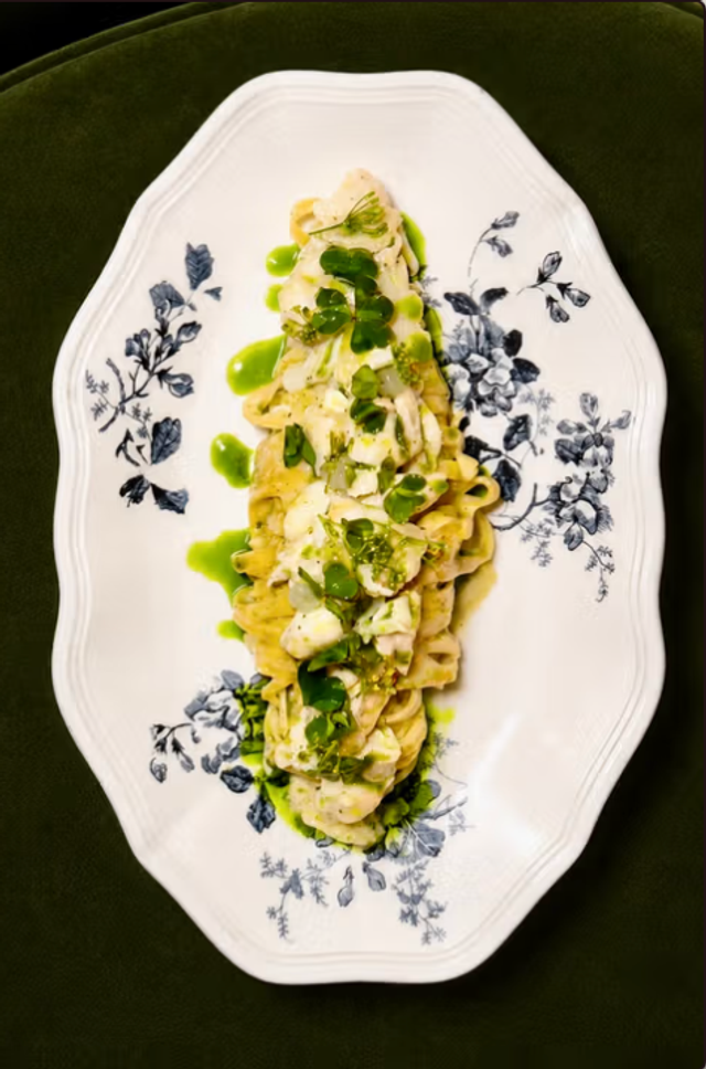 Crab linguine, blue swimmer crab, lemon beurre blanc
