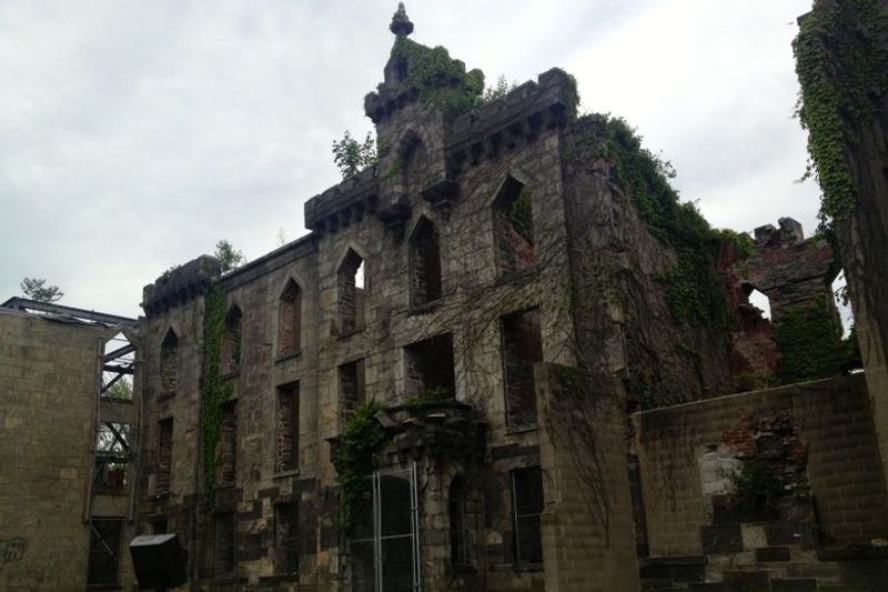 Roosevelt Island Smallpox Hospital Ruins