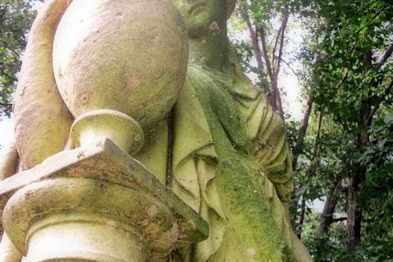 Forest Hills Cemetery