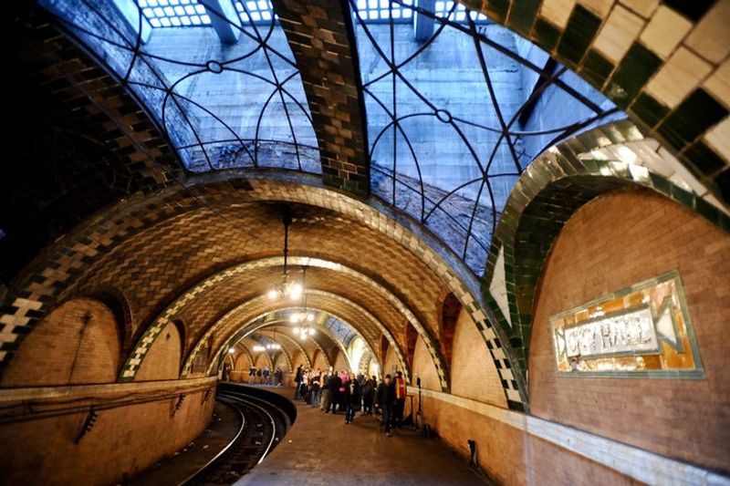Old City Hall Station