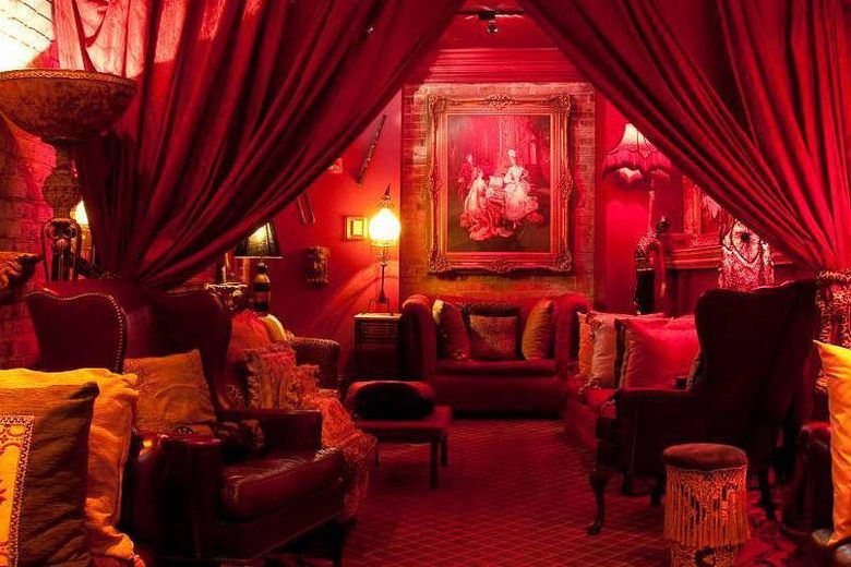 Séance Room at Muriel's Jackson Square