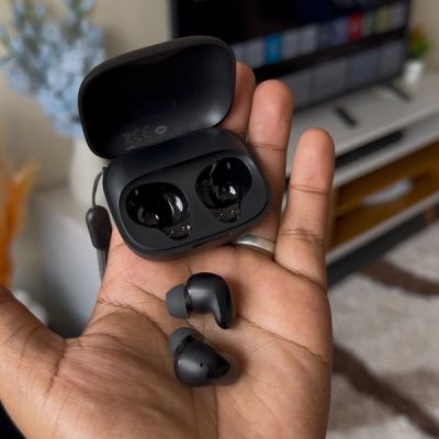 Itel BudsAir 5e Small Earbuds with carrying Lanyard