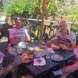 An amber cafe stop