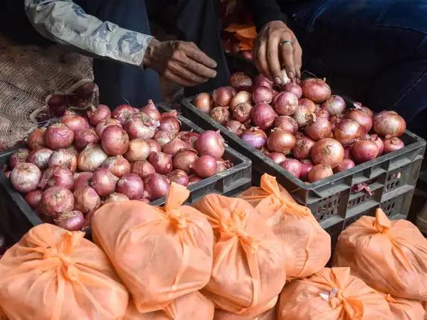 Centre Starts Selling Onions at ₹35 per kg to Check Rising Prices