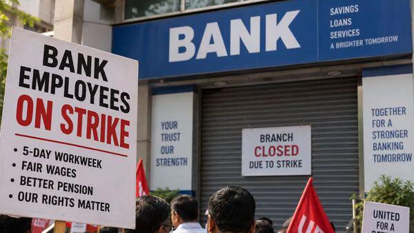 Nationwide Bank Strike Disrupts Services Over Five-Day Workweek Demand
