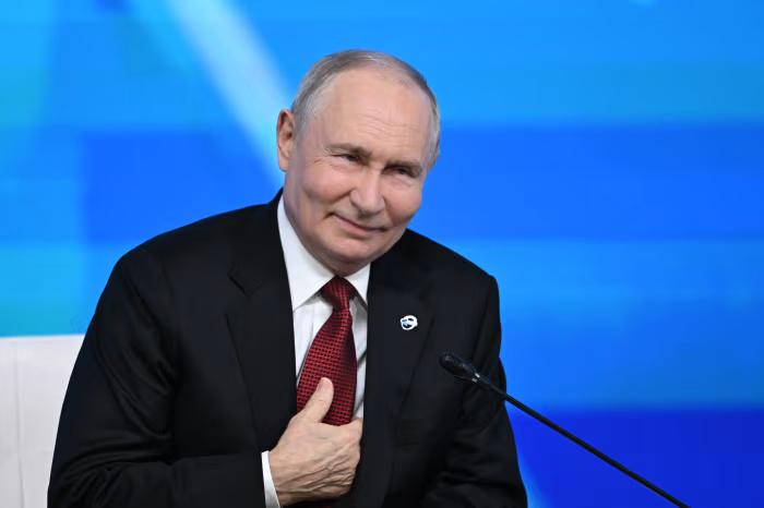 Putin Proposes Trilateral Summit With Trump and Xi on Ukraine