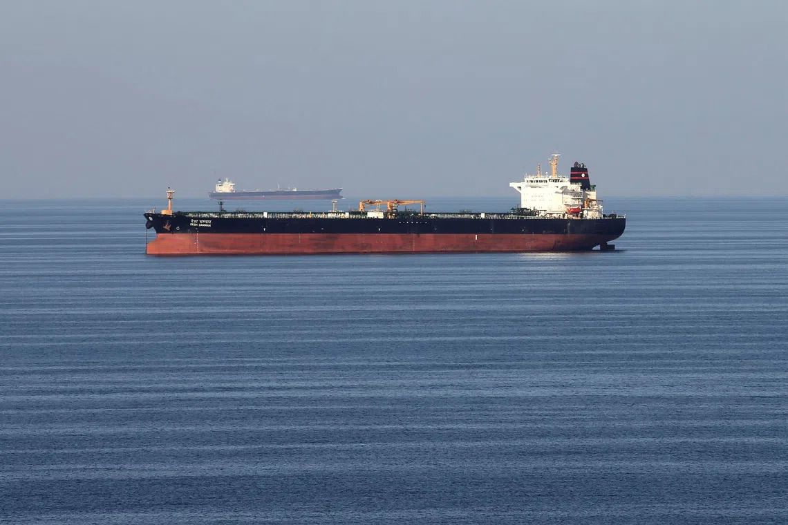 US Threatens Indefinite Naval Blockade of Iran as Talks Stall