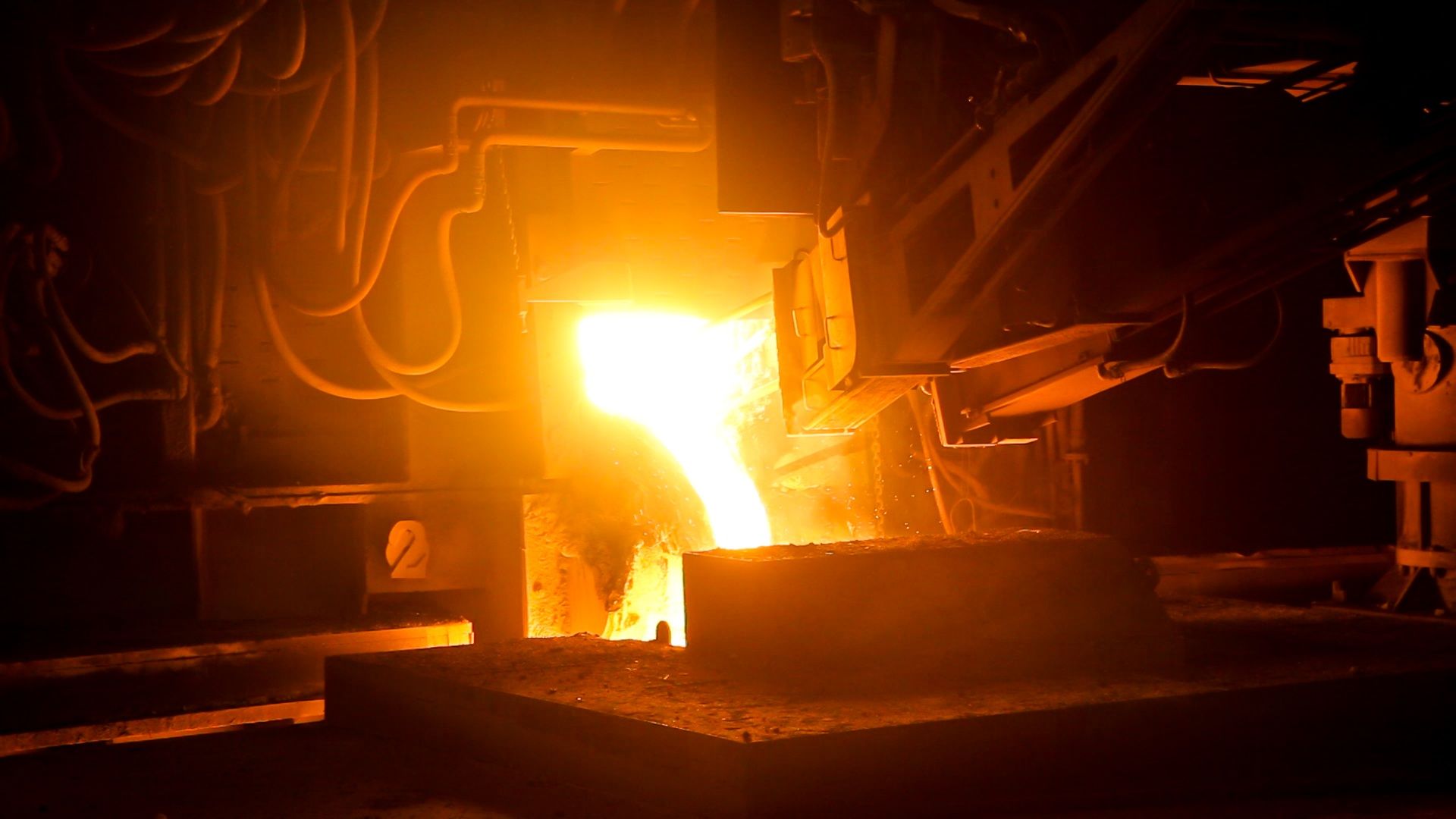 Steel sector maintains growth momentum in May amid margin pressures