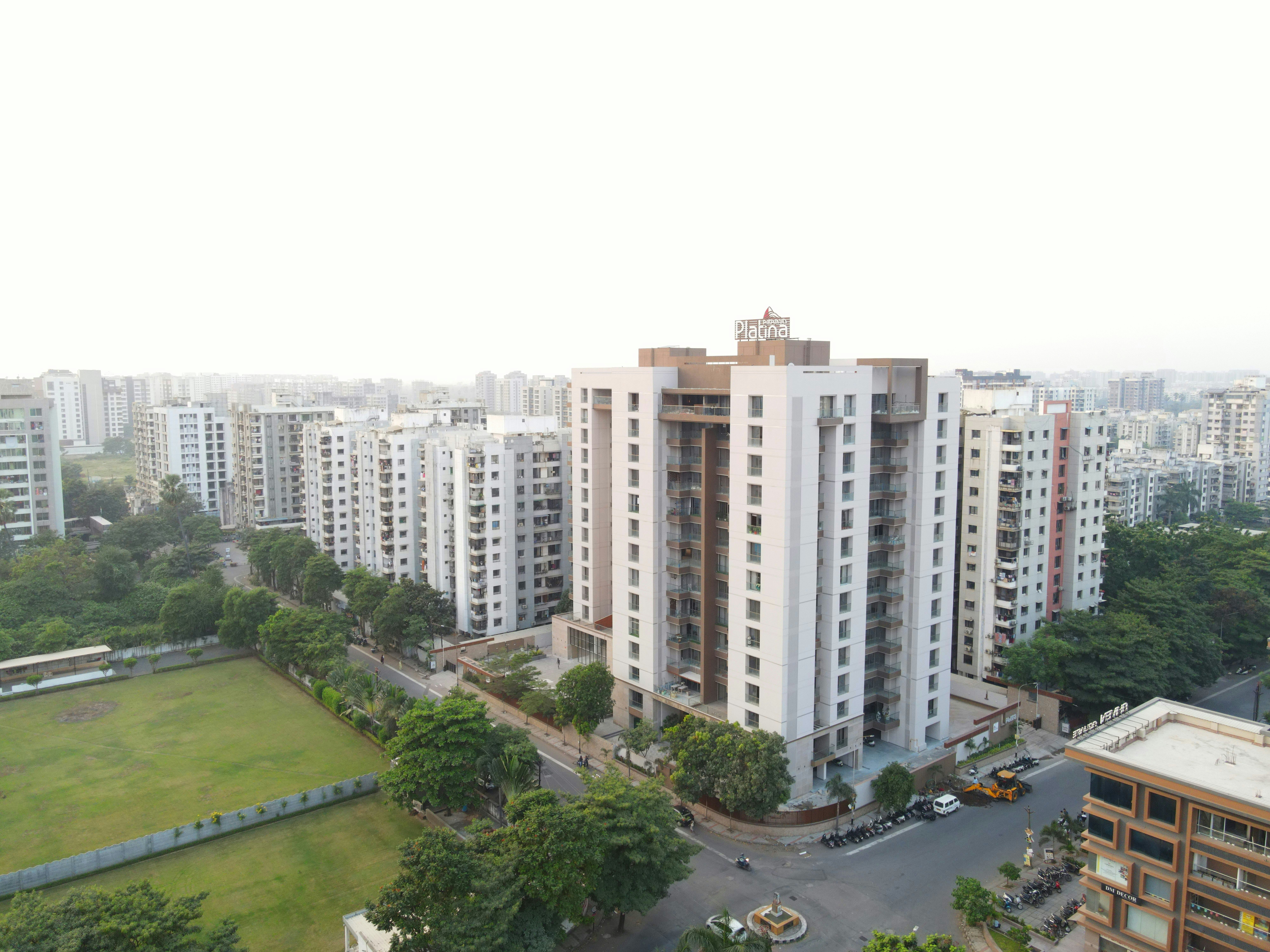 Realty deals surge, but value crash signals big investor reset