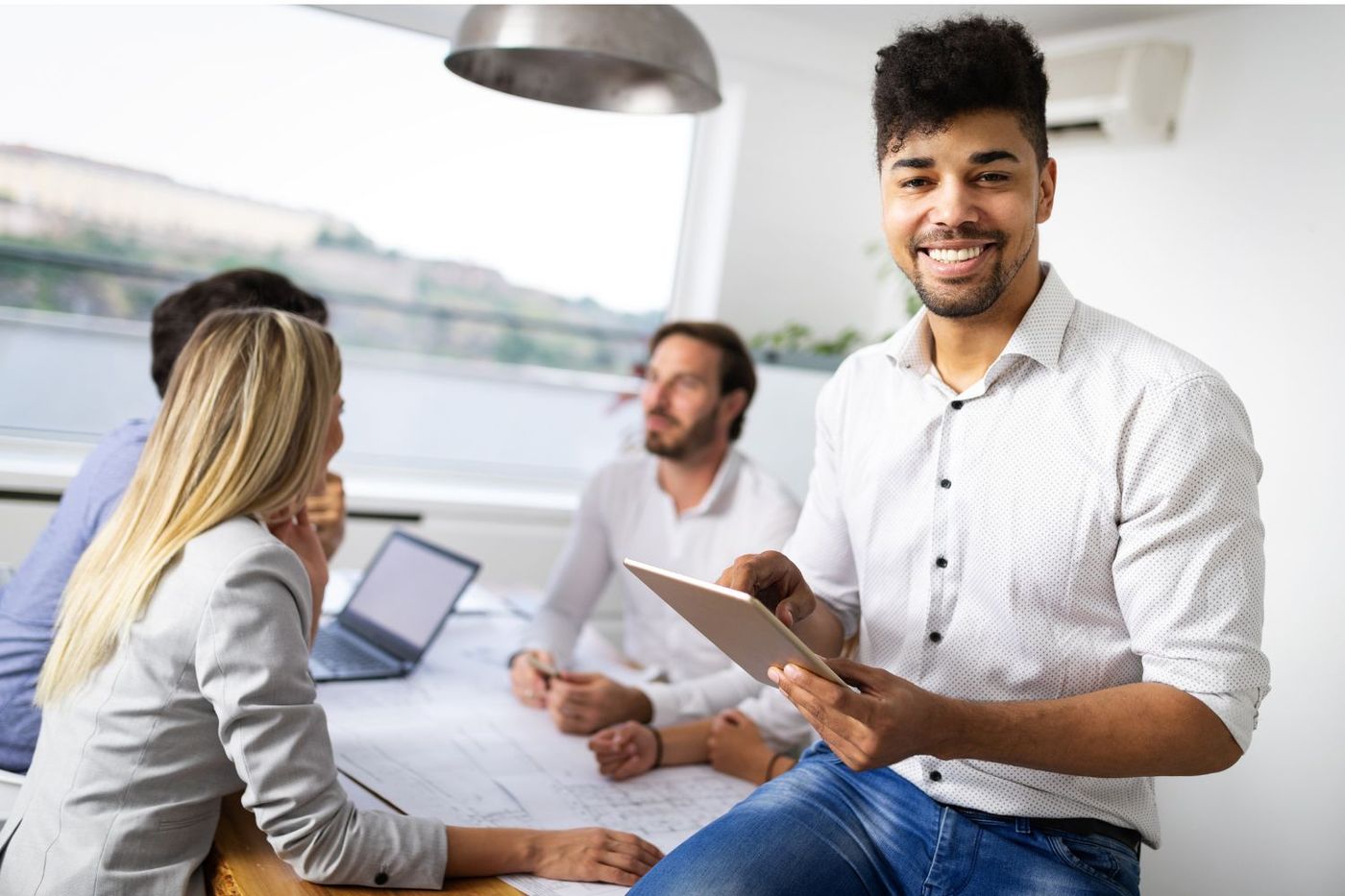 Navigating success with strategic consulting services